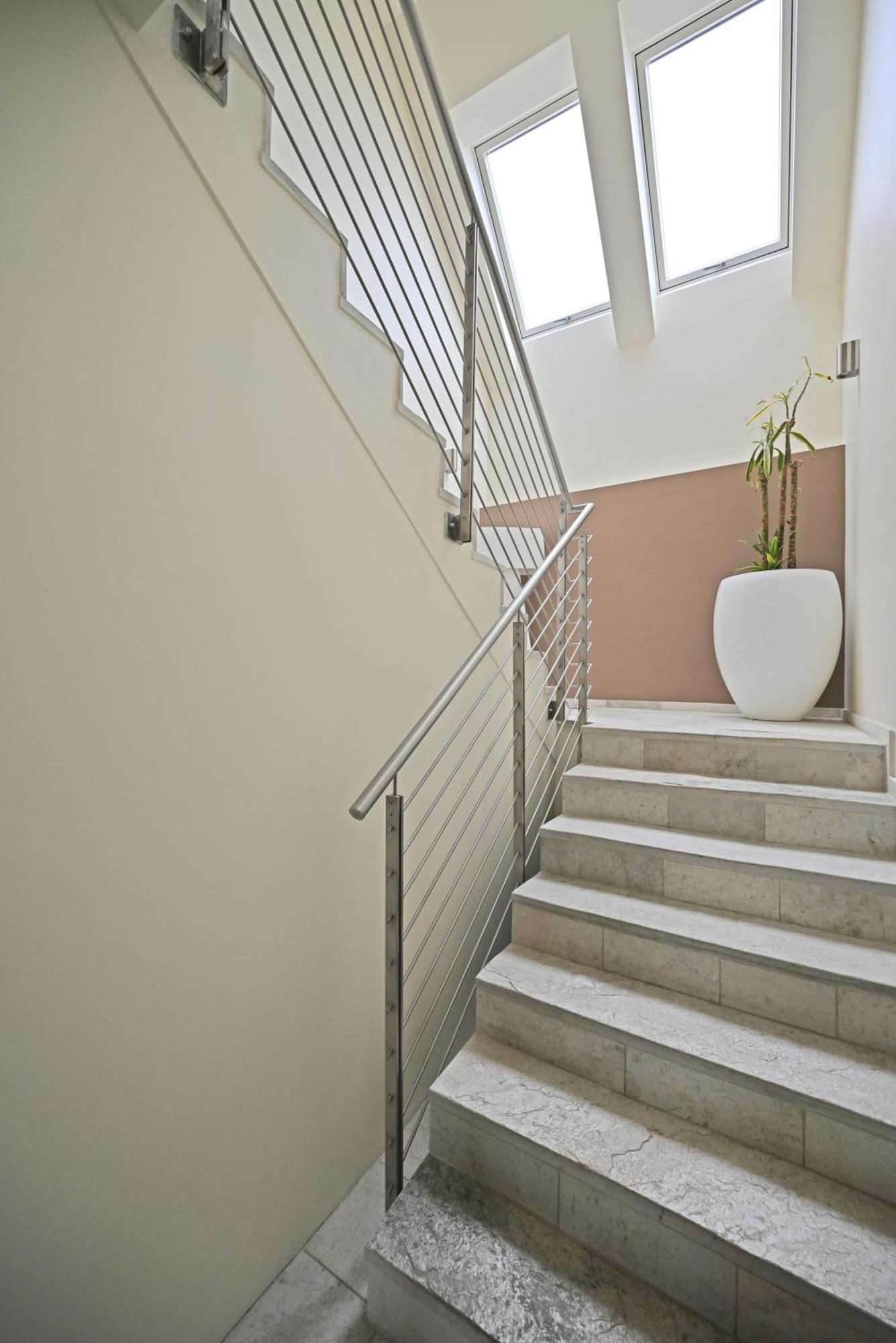 Bernstadt  Modernes & Gepflegtes Hotelzimmer Mit Kueche! מראה חיצוני תמונה