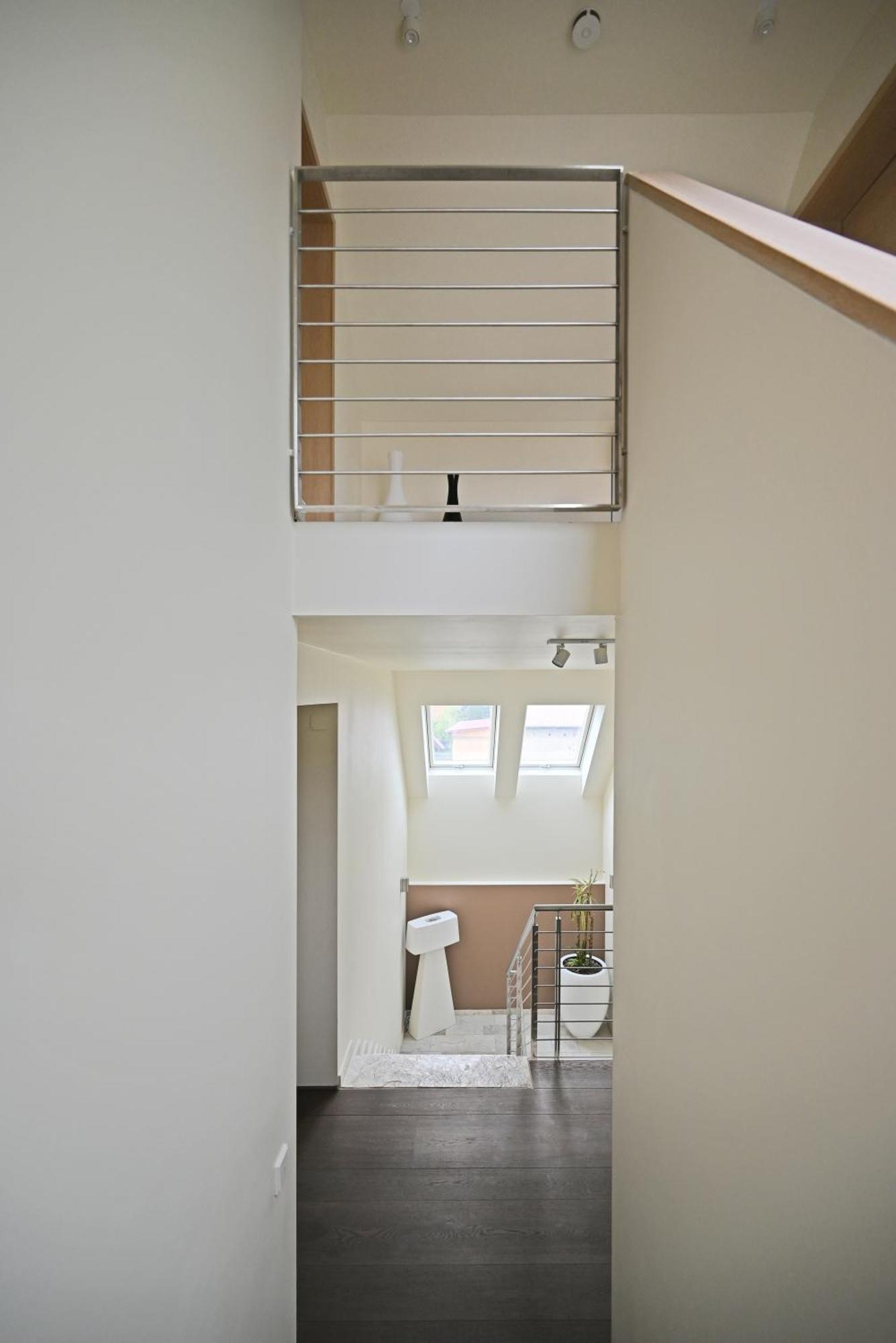Bernstadt  Modernes & Gepflegtes Hotelzimmer Mit Kueche! מראה חיצוני תמונה
